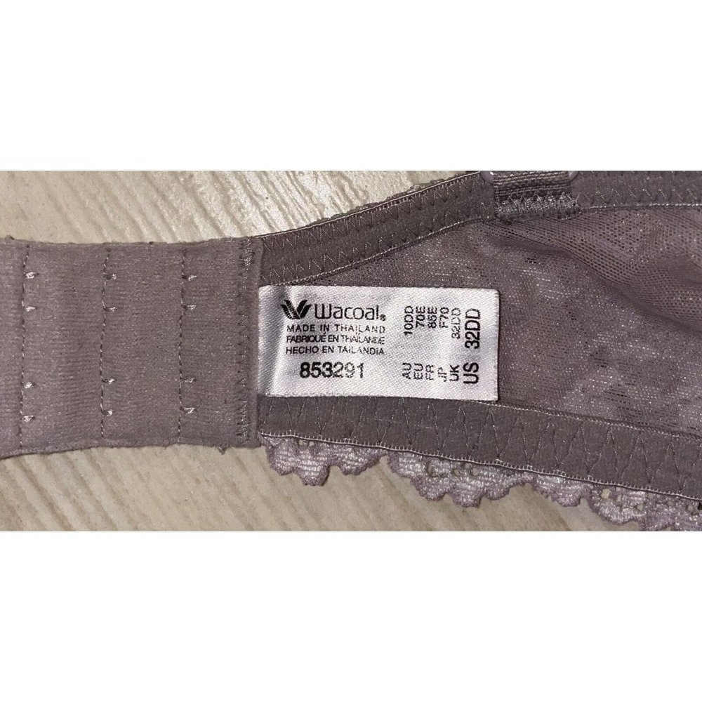 Wacoal 853291 Embrace Lace Contour Bra Lined Underwire Floral Womens 32DD Gray - Picture 6 of 6